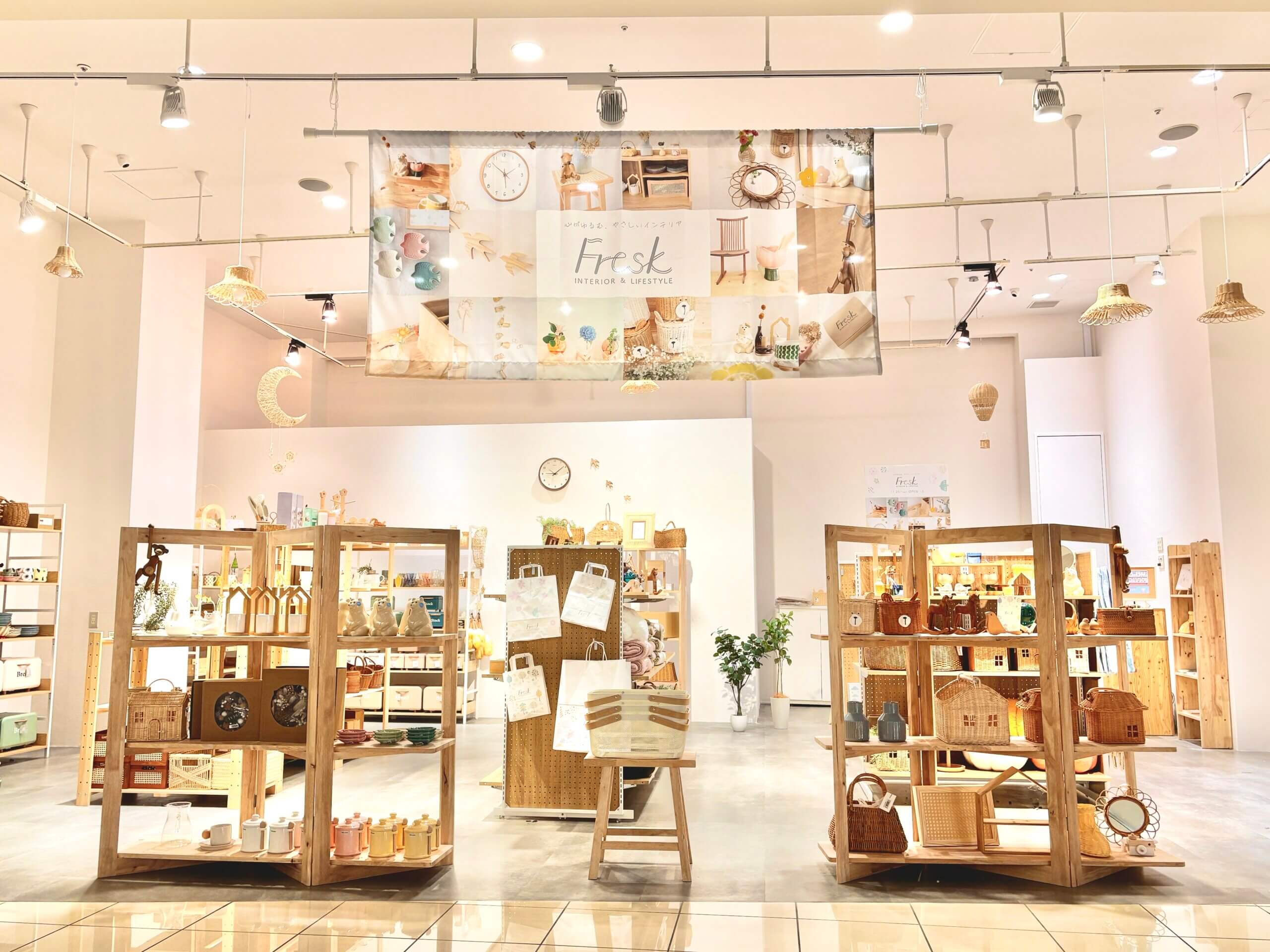 othersイオンモールかほくさん1Fに店舗をOPENしました